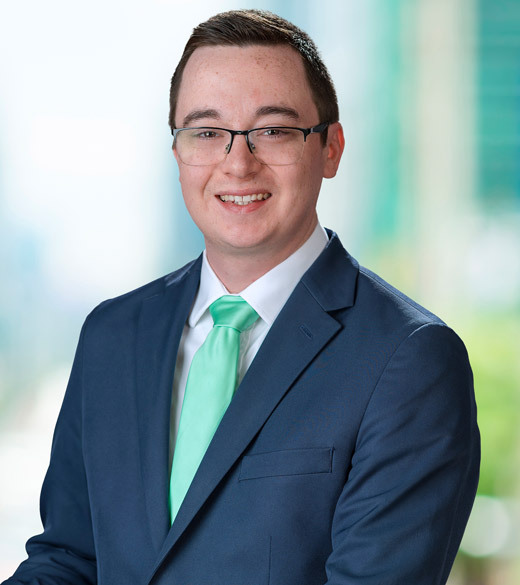 Alex Tominc Litigation Attorney