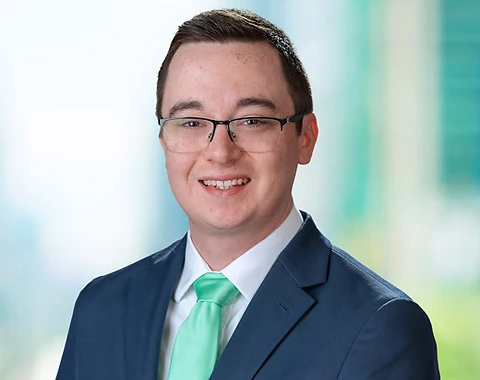 Alex Tominc Litigation Attorney